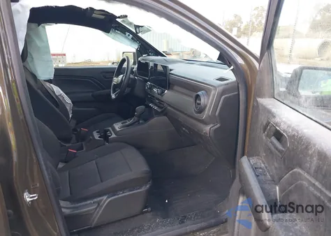 2024 Chevrolet Colorado 2Wd Wt z USA, uszkodzony, nr VIN 1GCGSBECXR1134559